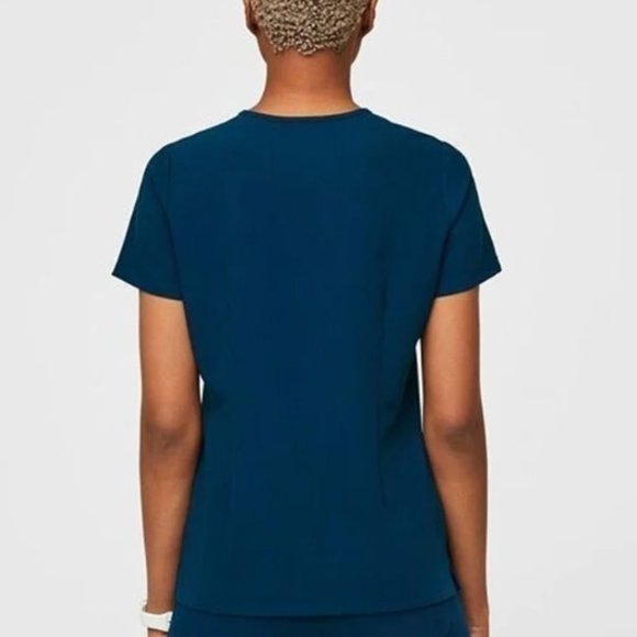 FIGS Catarina™ One-Pocket Scrub Top (Deep Reef) - Picture 4 of 8